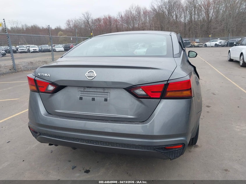 Vehicle/128424_04.jpg