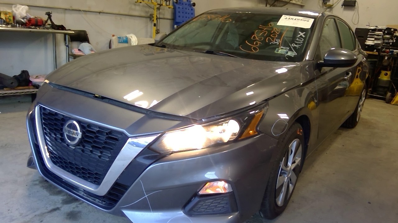 Vehicle/128424_30.jpg