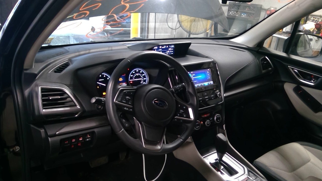 Vehicle/128442_25.jpg