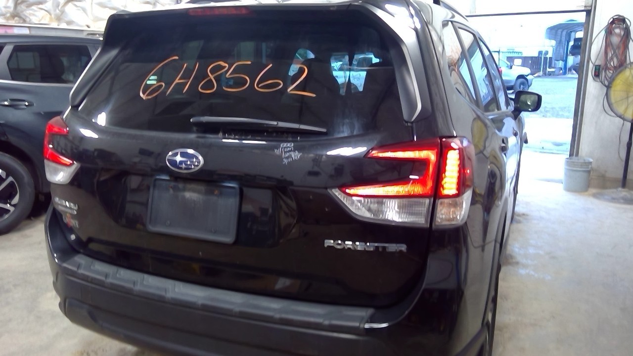 Vehicle/128442_30.jpg
