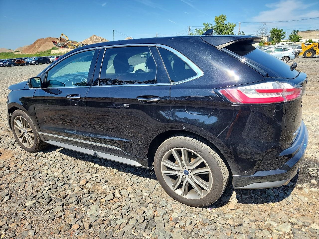 Vehicle/128496_01.jpg