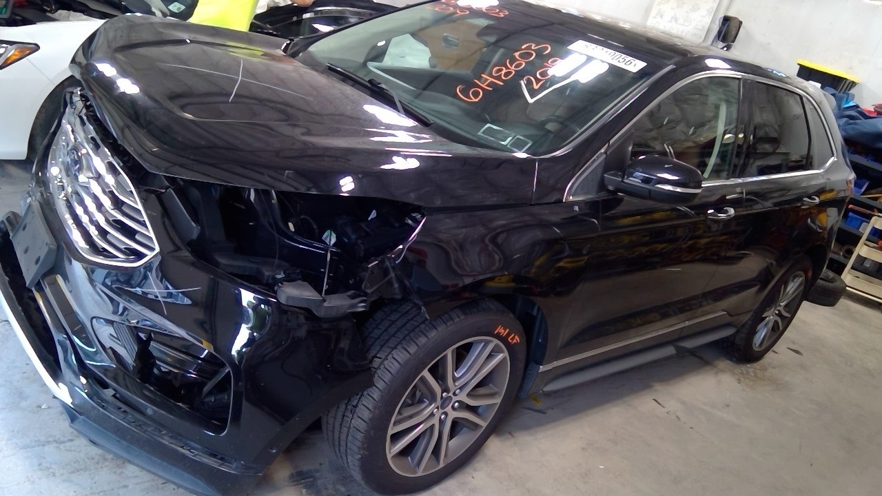 Vehicle/128496_27.jpg