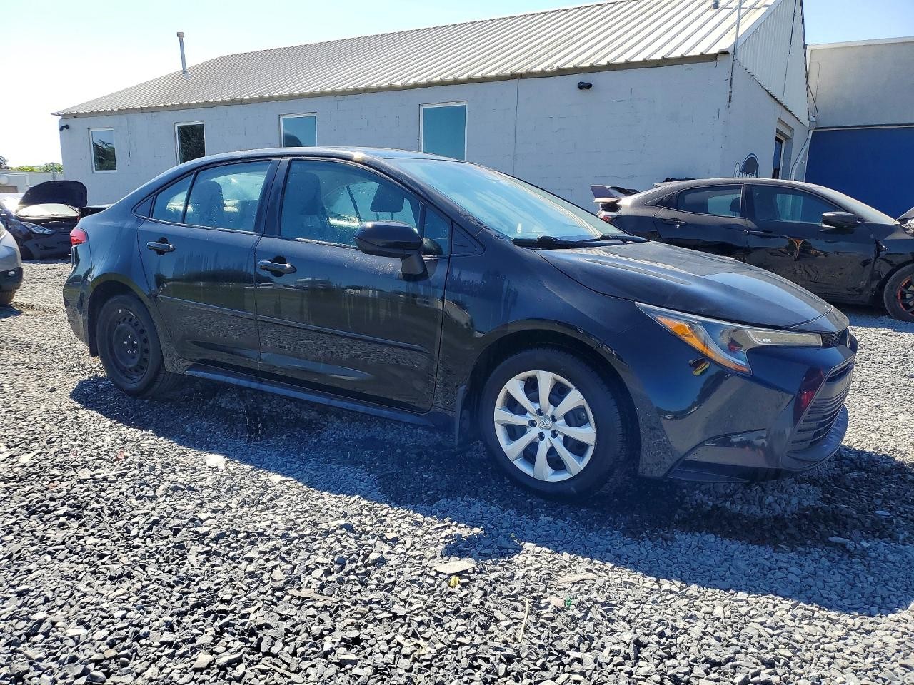Vehicle/128544_03.jpg