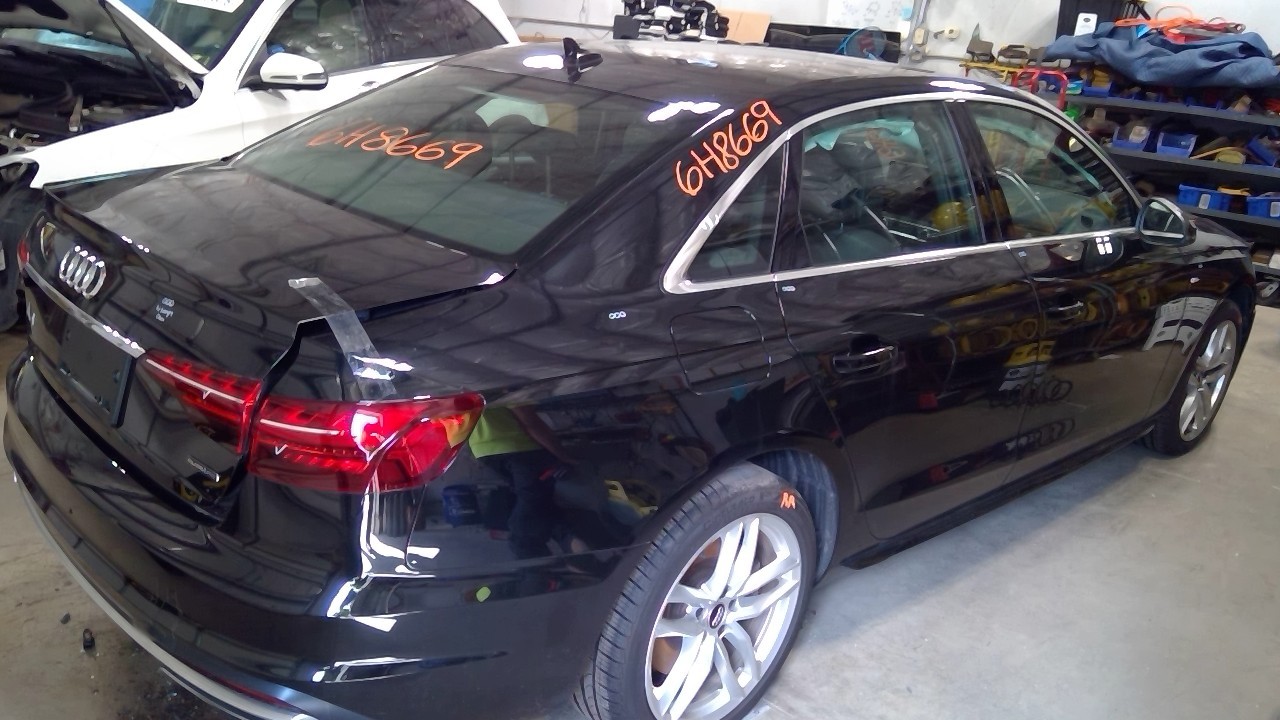 Vehicle/128585_31.jpg