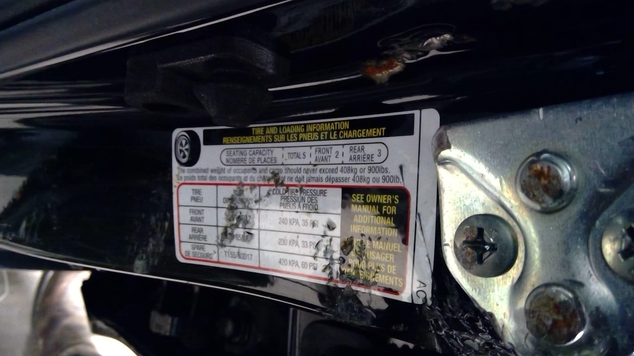 Vehicle/128596_29.jpg