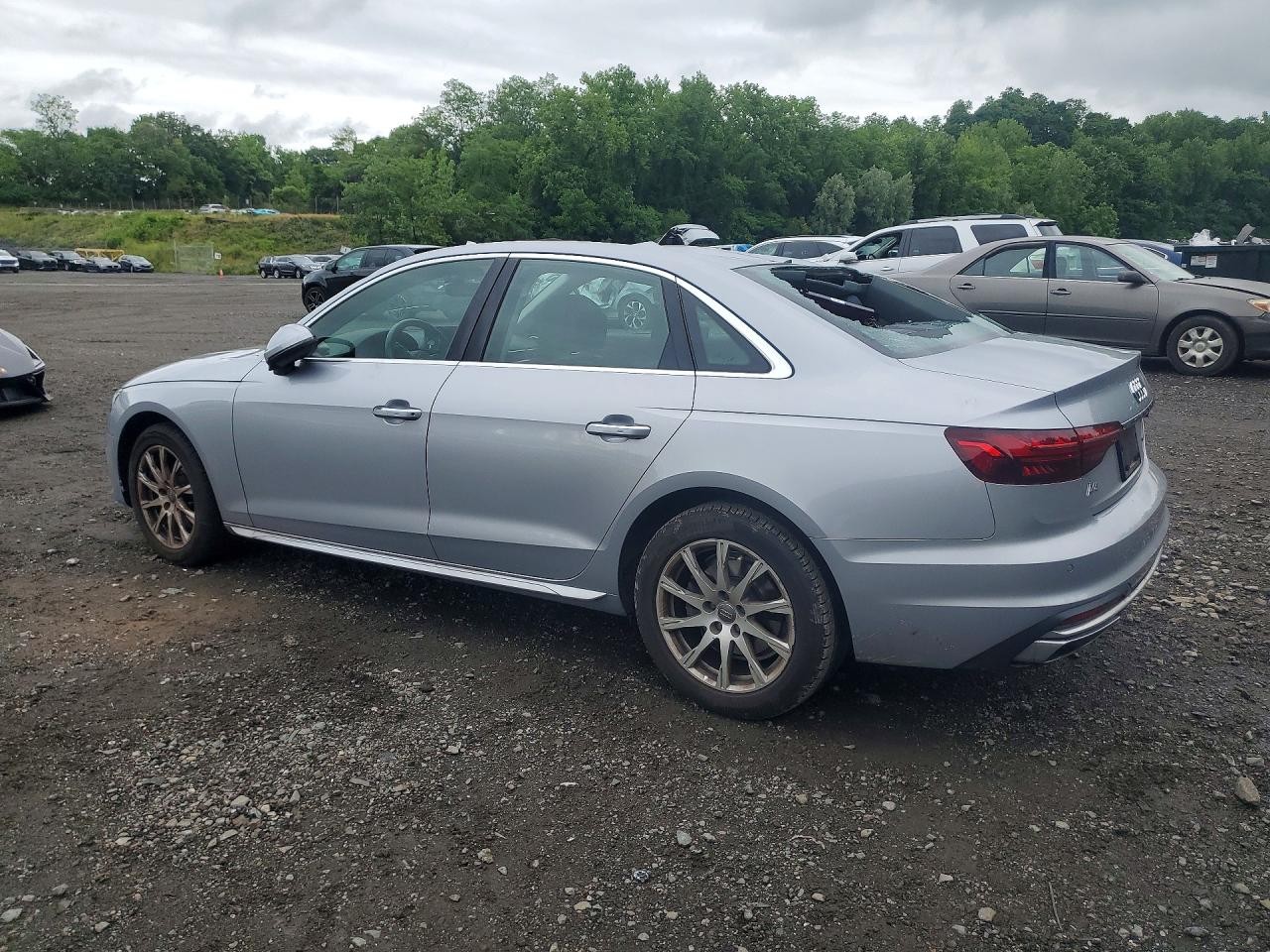 Vehicle/128648_09.jpg