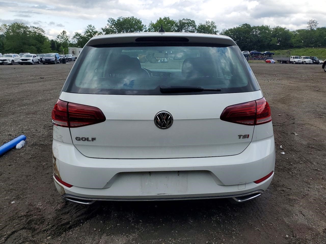 Vehicle/128666_01.jpg
