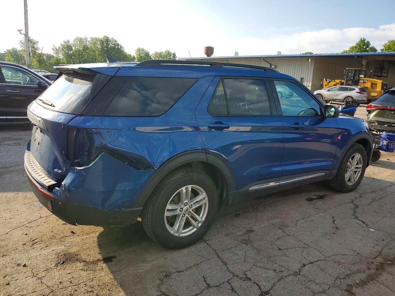 Vehicle/128712_03.jpg
