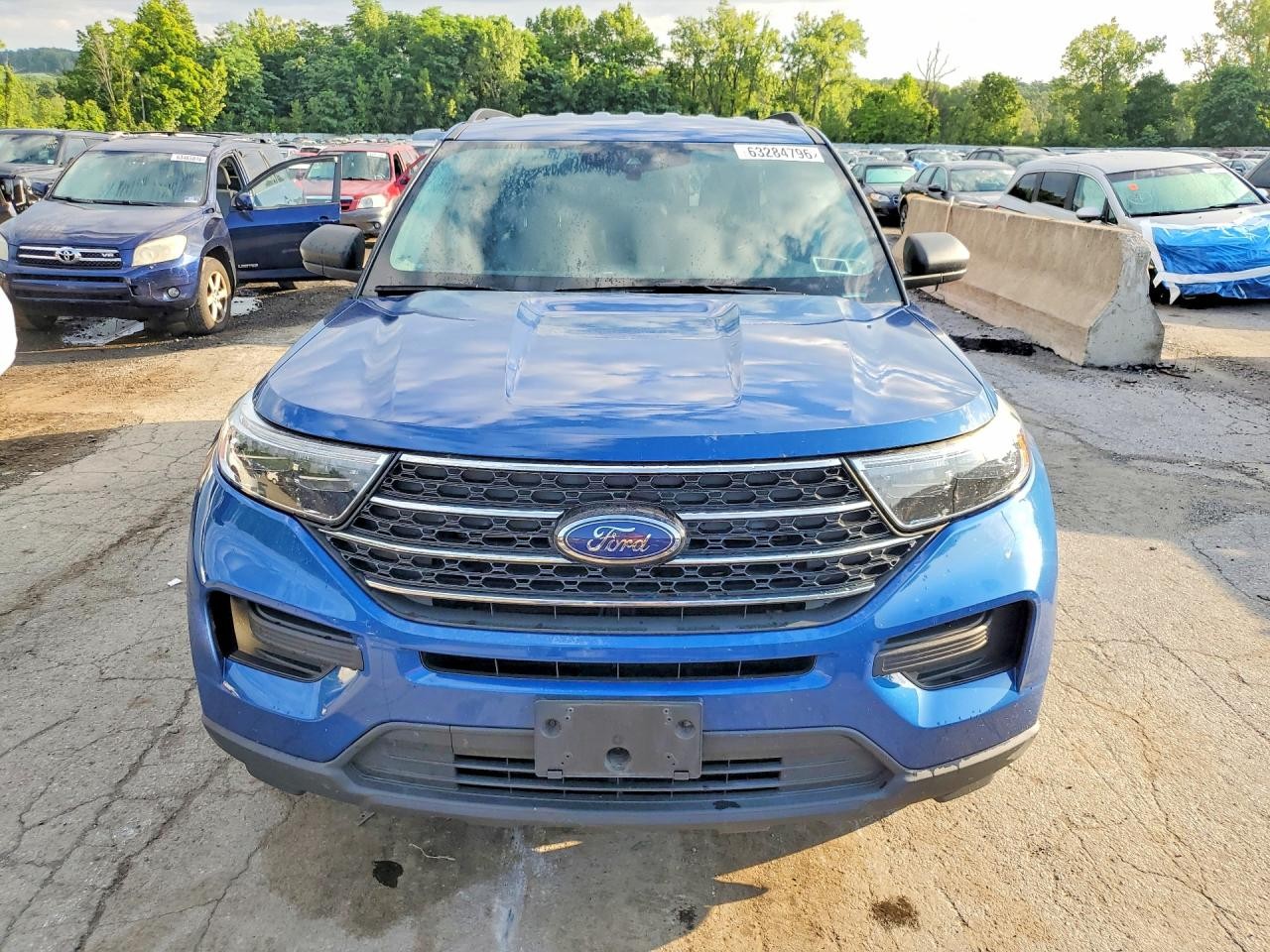 Vehicle/128712_05.jpg