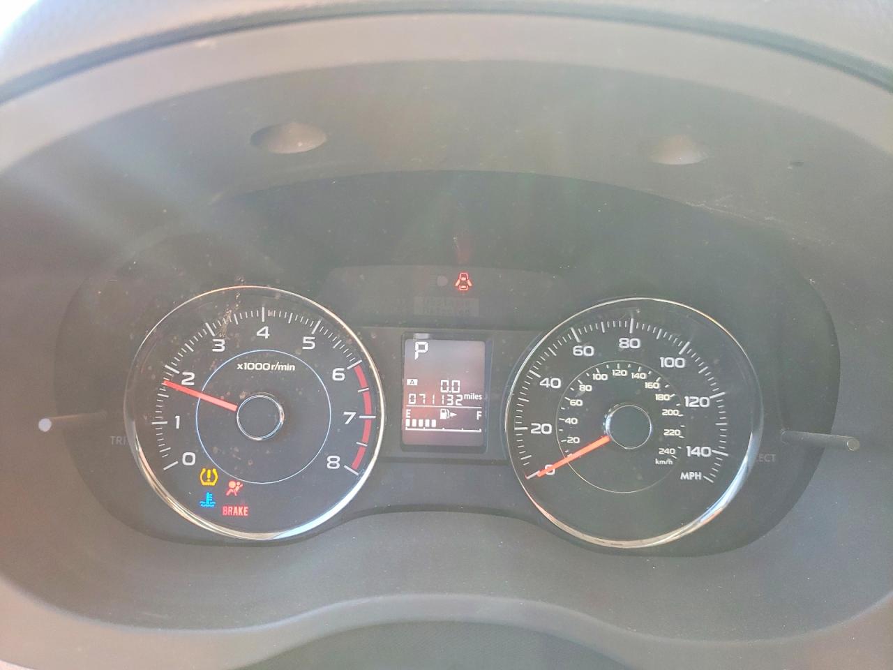 Vehicle/128774_03.jpg