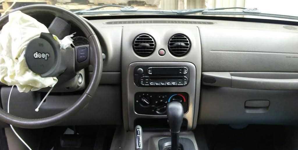 https://f005.backblazeb2.com/file/img-partshotlines-com/Inventory/NE226/Vehicle/12053_08.jpg