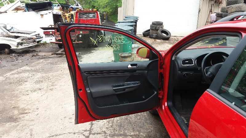 https://f005.backblazeb2.com/file/img-partshotlines-com/Inventory/NE226/Vehicle/13802_07.jpg
