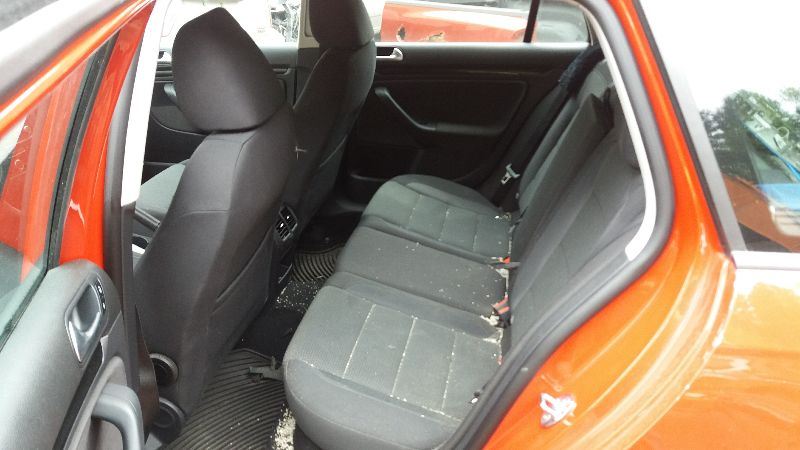 https://f005.backblazeb2.com/file/img-partshotlines-com/Inventory/NE226/Vehicle/13802_09.jpg
