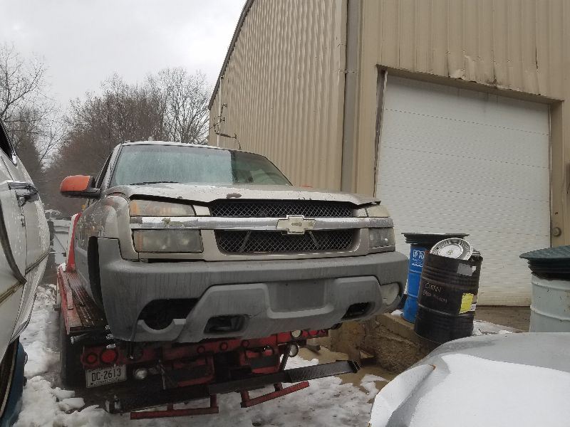 https://f005.backblazeb2.com/file/img-partshotlines-com/Inventory/NE226/Vehicle/14999_01.jpg