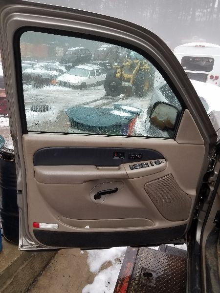https://f005.backblazeb2.com/file/img-partshotlines-com/Inventory/NE226/Vehicle/14999_07.jpg
