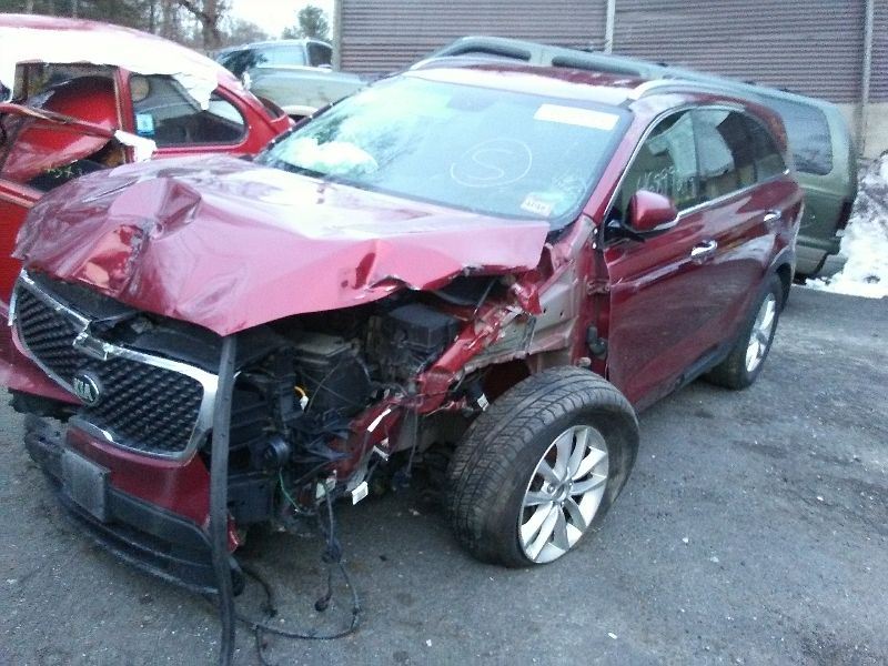 https://f005.backblazeb2.com/file/img-partshotlines-com/Inventory/NE226/Vehicle/15011_04.jpg