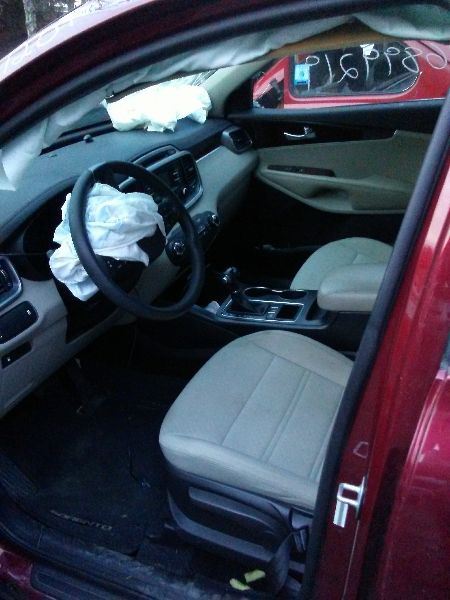 https://f005.backblazeb2.com/file/img-partshotlines-com/Inventory/NE226/Vehicle/15011_09.jpg