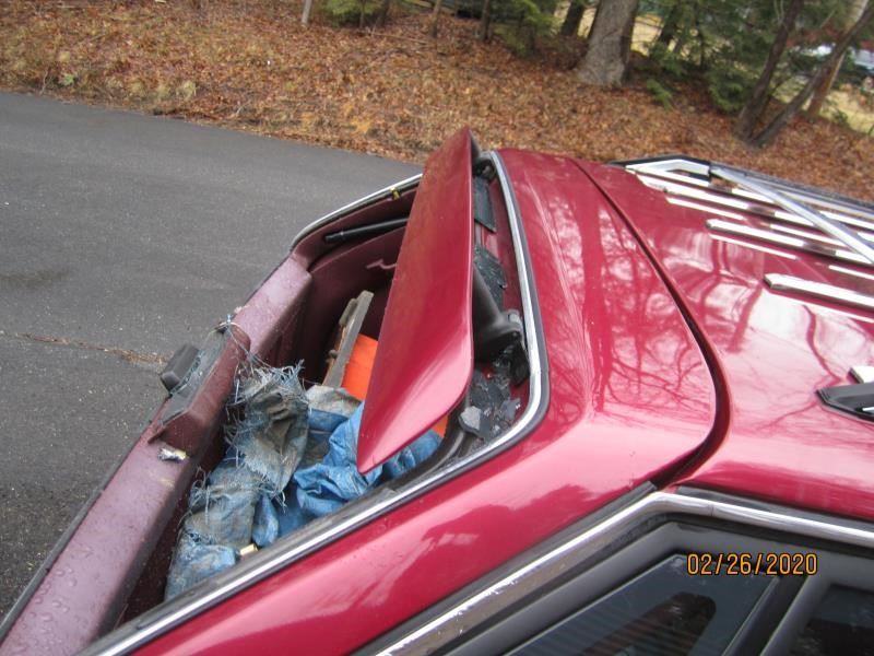 https://f005.backblazeb2.com/file/img-partshotlines-com/Inventory/NE226/Vehicle/15180_10.jpg