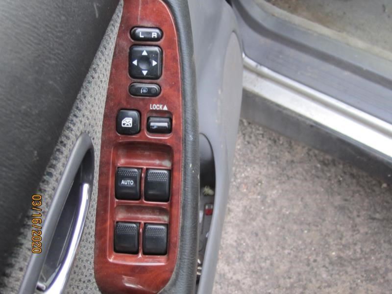 https://f005.backblazeb2.com/file/img-partshotlines-com/Inventory/NE226/Vehicle/15221_10.jpg