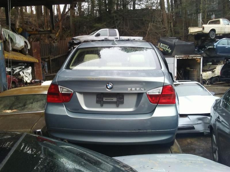 https://f005.backblazeb2.com/file/img-partshotlines-com/Inventory/NE226/Vehicle/15246_06.jpg