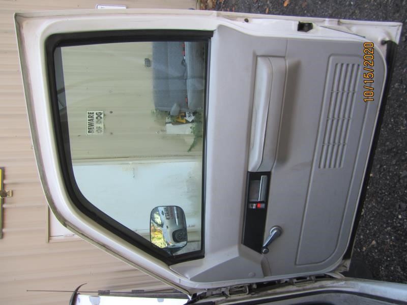 https://f005.backblazeb2.com/file/img-partshotlines-com/Inventory/NE226/Vehicle/15597_10.jpg