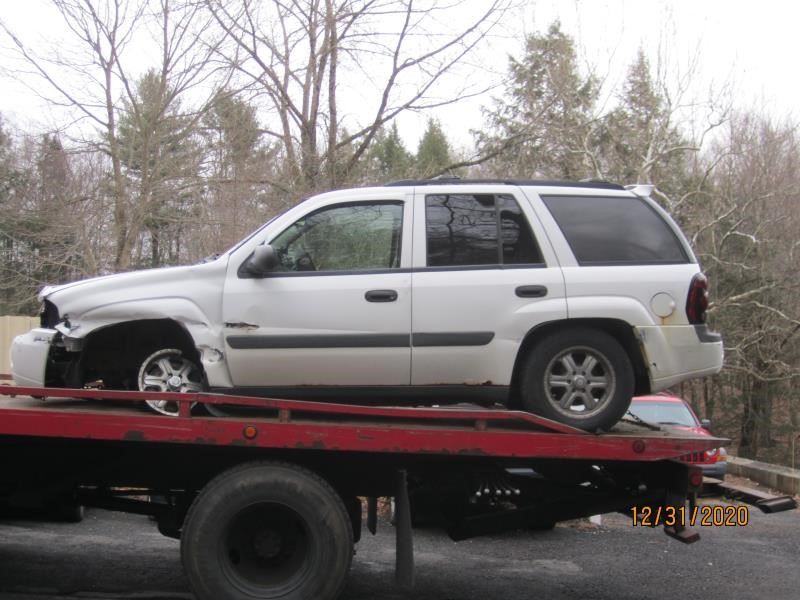 https://f005.backblazeb2.com/file/img-partshotlines-com/Inventory/NE226/Vehicle/15852_06.jpg