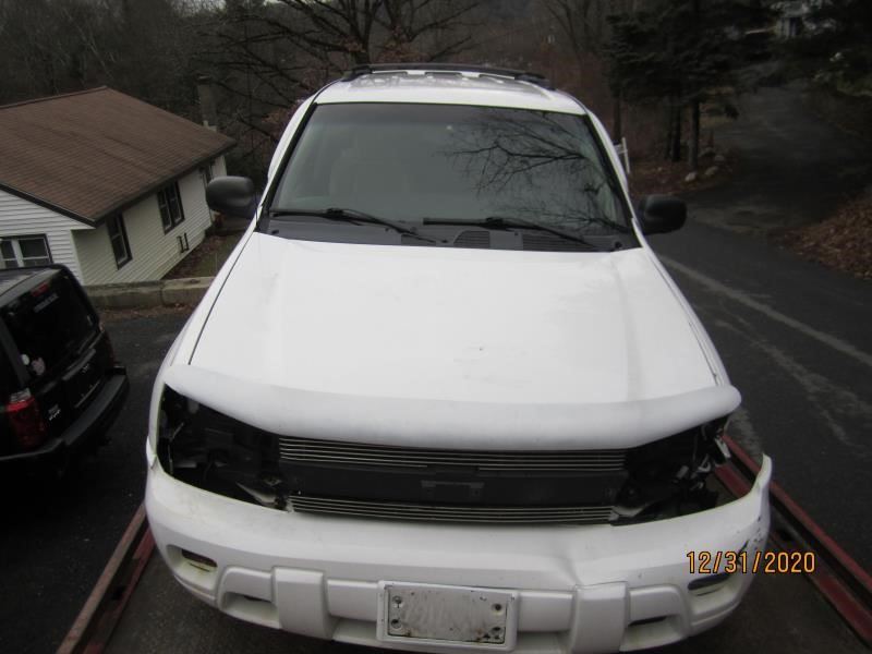 https://f005.backblazeb2.com/file/img-partshotlines-com/Inventory/NE226/Vehicle/15852_10.jpg