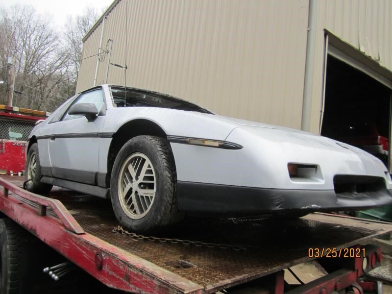https://f005.backblazeb2.com/file/img-partshotlines-com/Inventory/NE226/Vehicle/16018_02.jpg