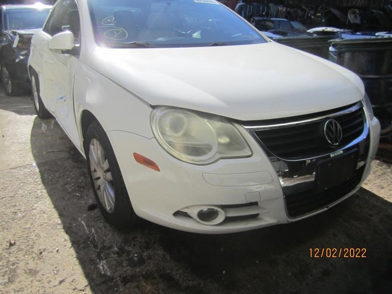 https://f005.backblazeb2.com/file/img-partshotlines-com/Inventory/NE226/Vehicle/17175_02.jpg