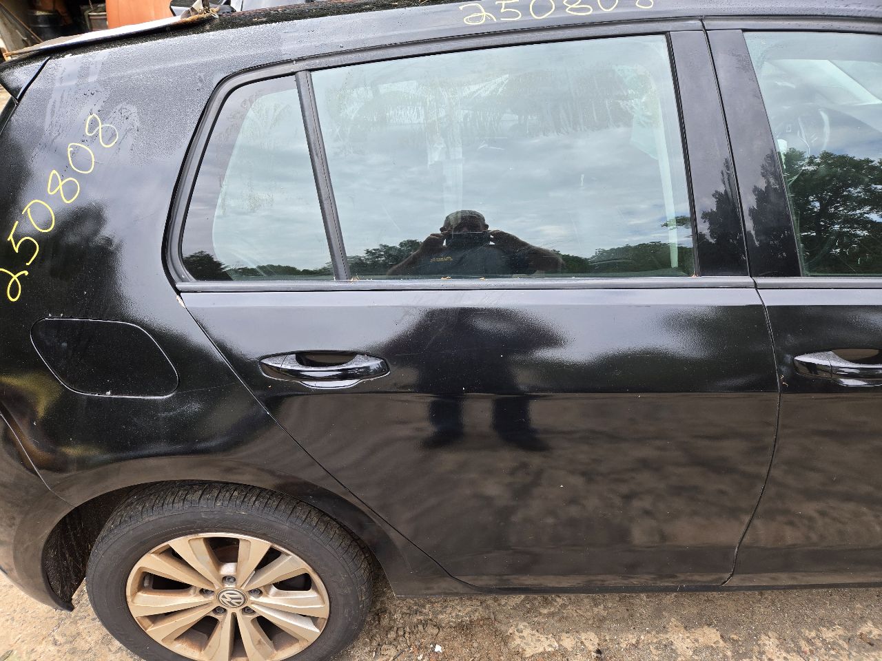 https://f005.backblazeb2.com/file/img-partshotlines-com/Inventory/NE226/Vehicle/18616_06.jpg