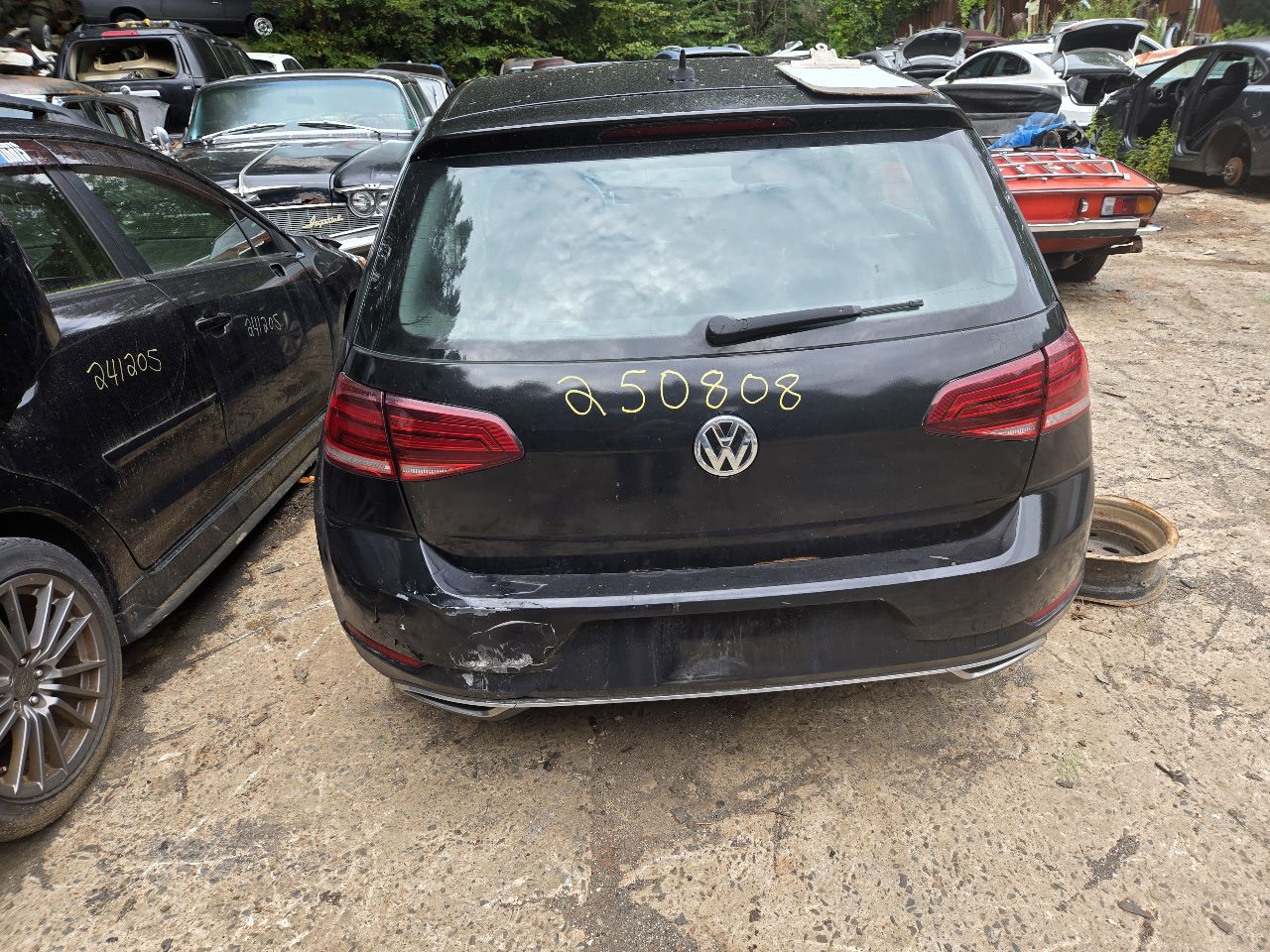 https://f005.backblazeb2.com/file/img-partshotlines-com/Inventory/NE226/Vehicle/18616_09.jpg