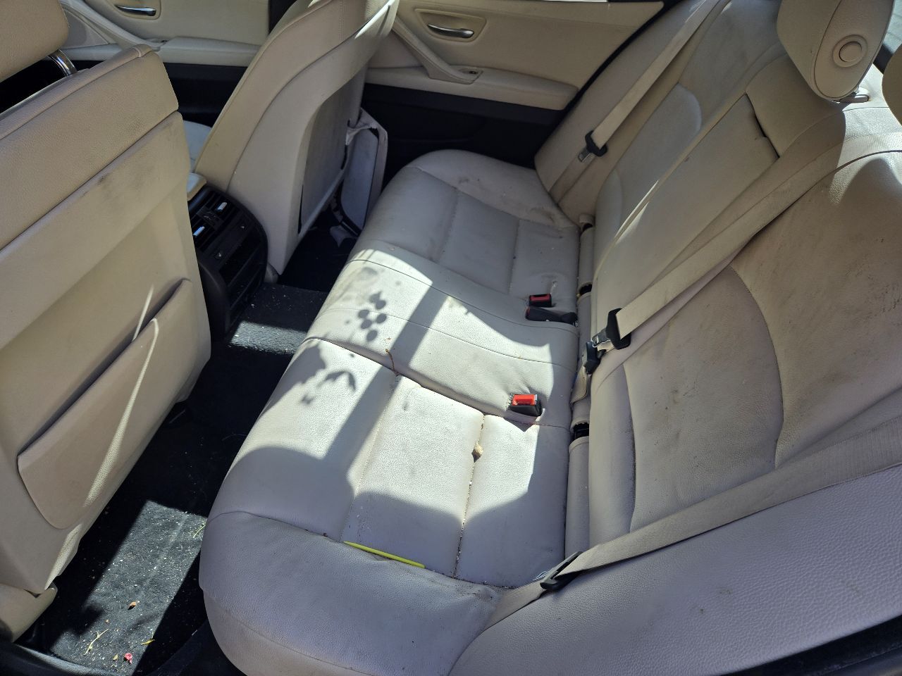 https://f005.backblazeb2.com/file/img-partshotlines-com/Inventory/NE226/Vehicle/18664_09.jpg