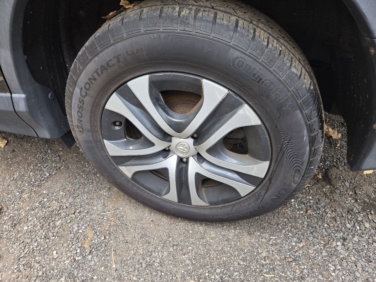 https://f005.backblazeb2.com/file/img-partshotlines-com/Inventory/NE226/Vehicle/18704_09.jpg