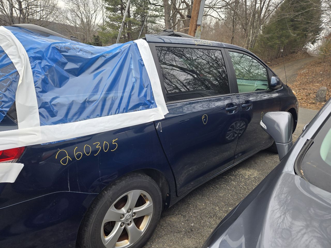 https://f005.backblazeb2.com/file/img-partshotlines-com/Inventory/NE226/Vehicle/18869_12.jpg