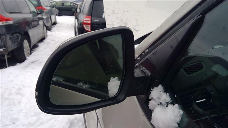 https://f005.backblazeb2.com/file/img-partshotlines-com/Inventory/NE228/Vehicle/137518_19.jpg