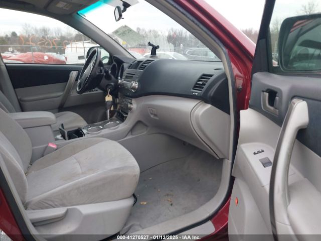 https://f005.backblazeb2.com/file/img-partshotlines-com/Inventory/NE228/Vehicle/140069_05.jpg