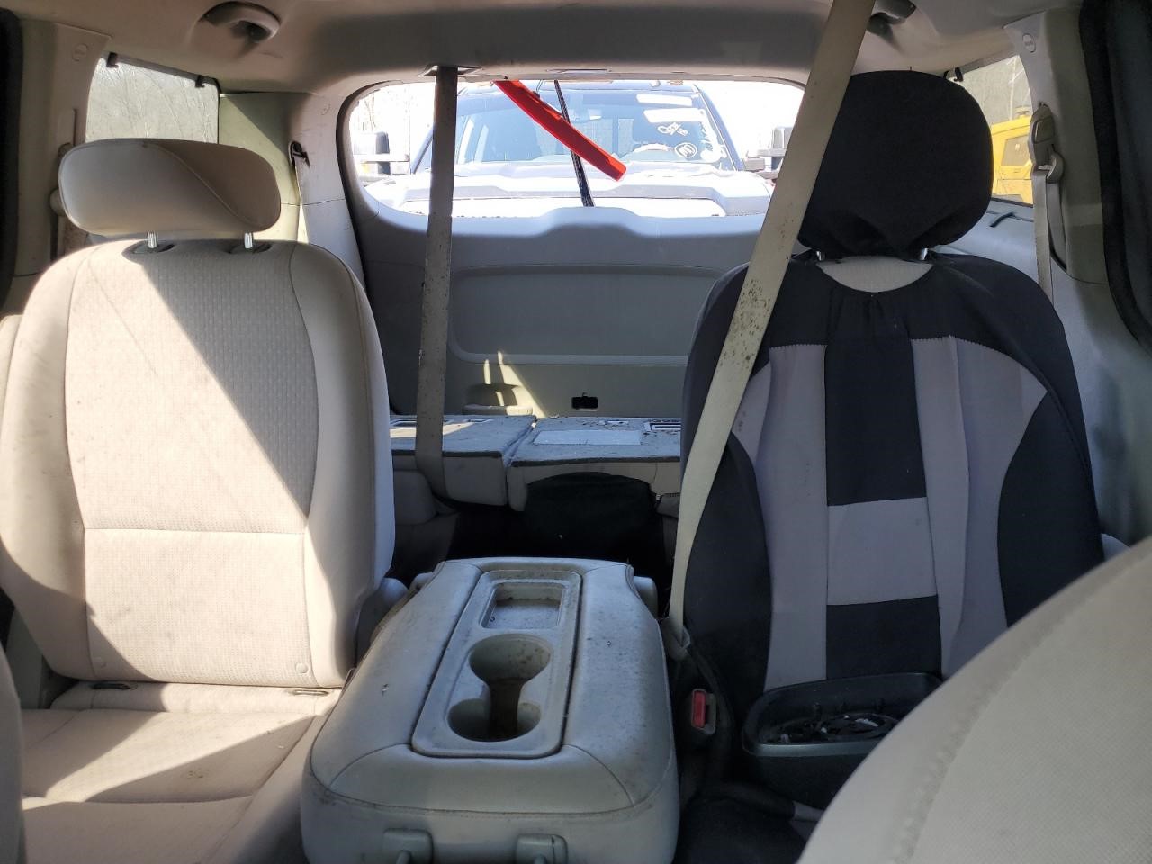 https://f005.backblazeb2.com/file/img-partshotlines-com/Inventory/NE228/Vehicle/140421_10.jpg