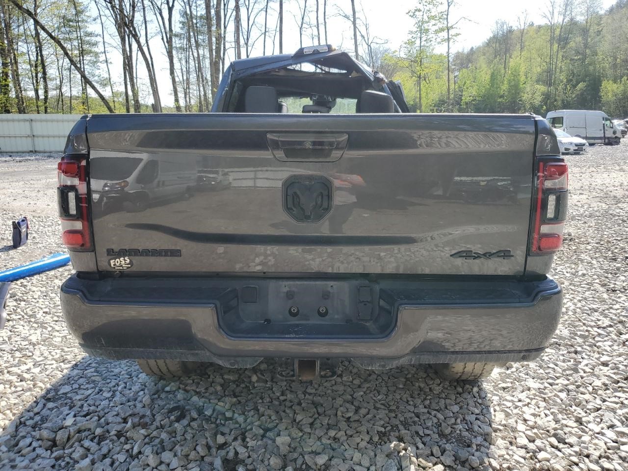 https://f005.backblazeb2.com/file/img-partshotlines-com/Inventory/NE228/Vehicle/140969_06.jpg
