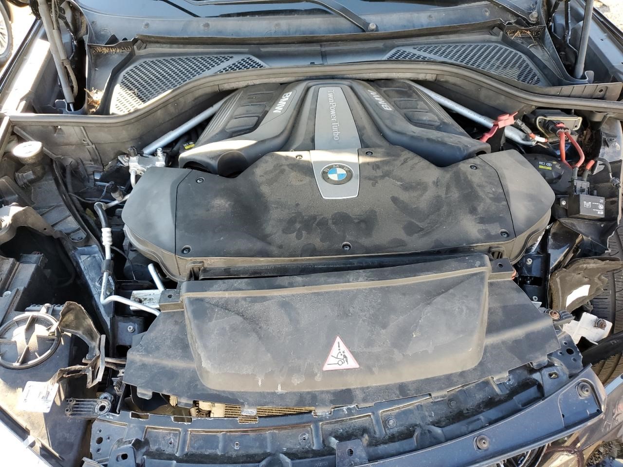 https://f005.backblazeb2.com/file/img-partshotlines-com/Inventory/NE228/Vehicle/142064_12.jpg