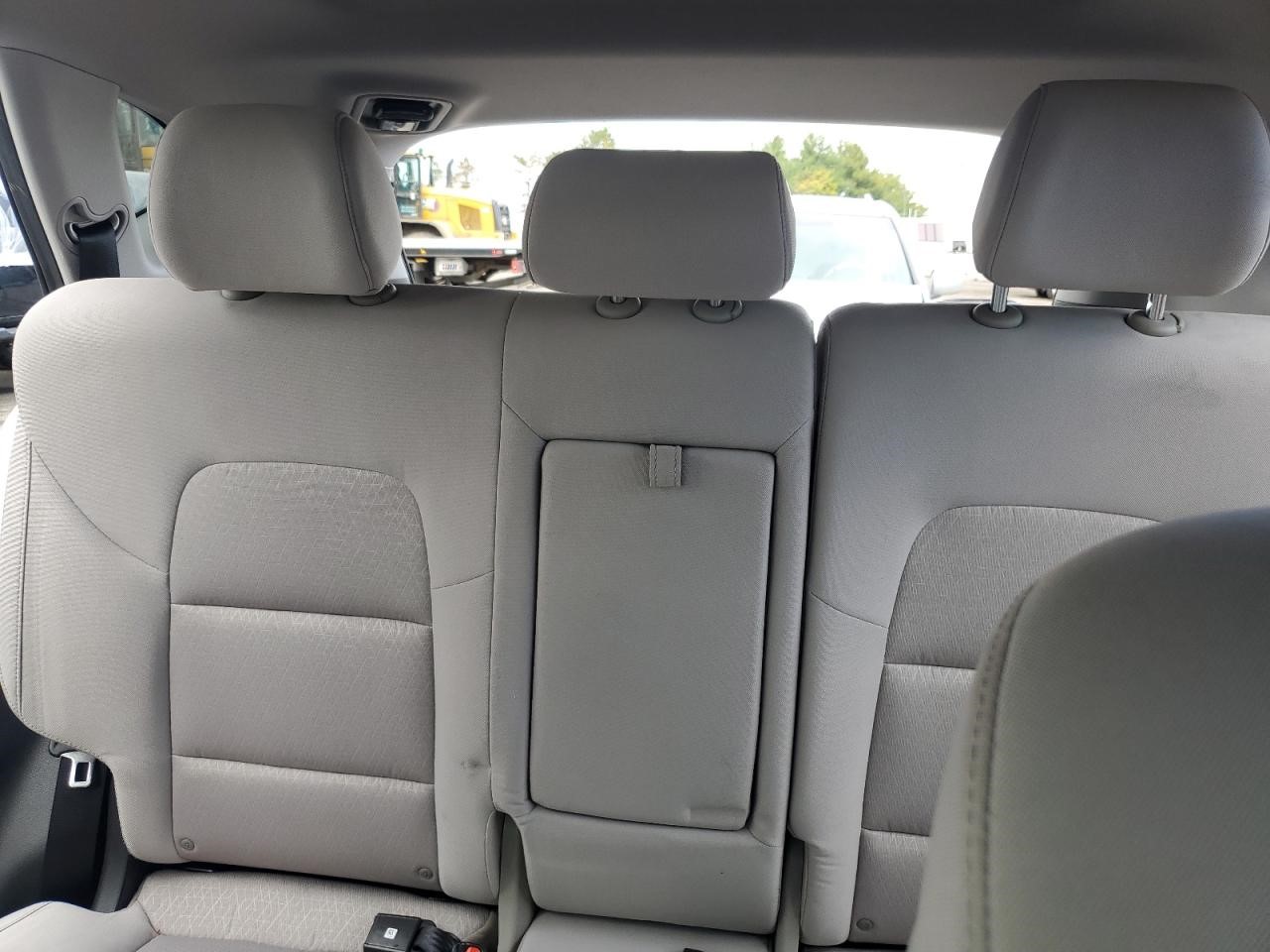 Vehicle/142142_10.jpg