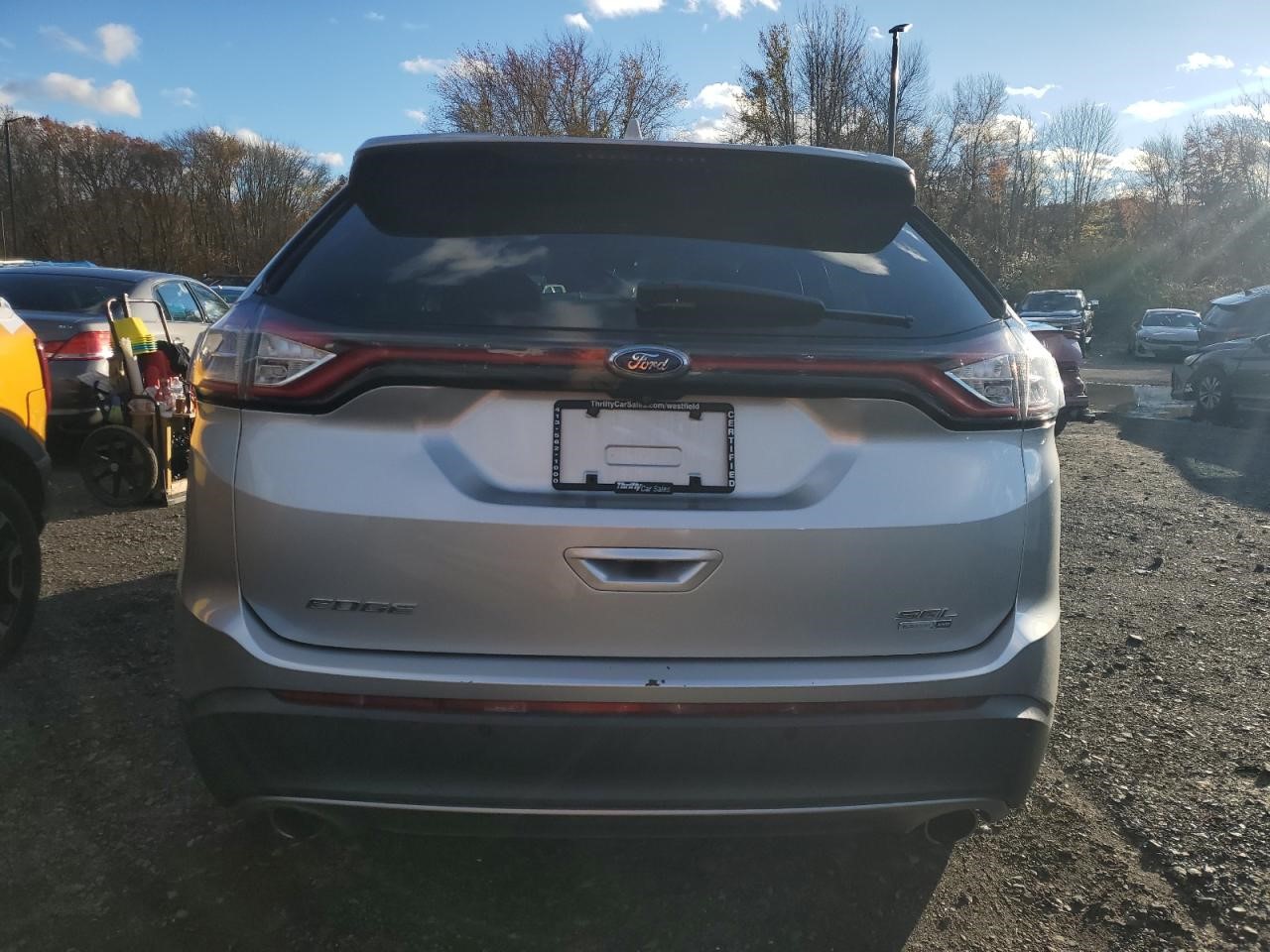 Vehicle/142194_06.jpg
