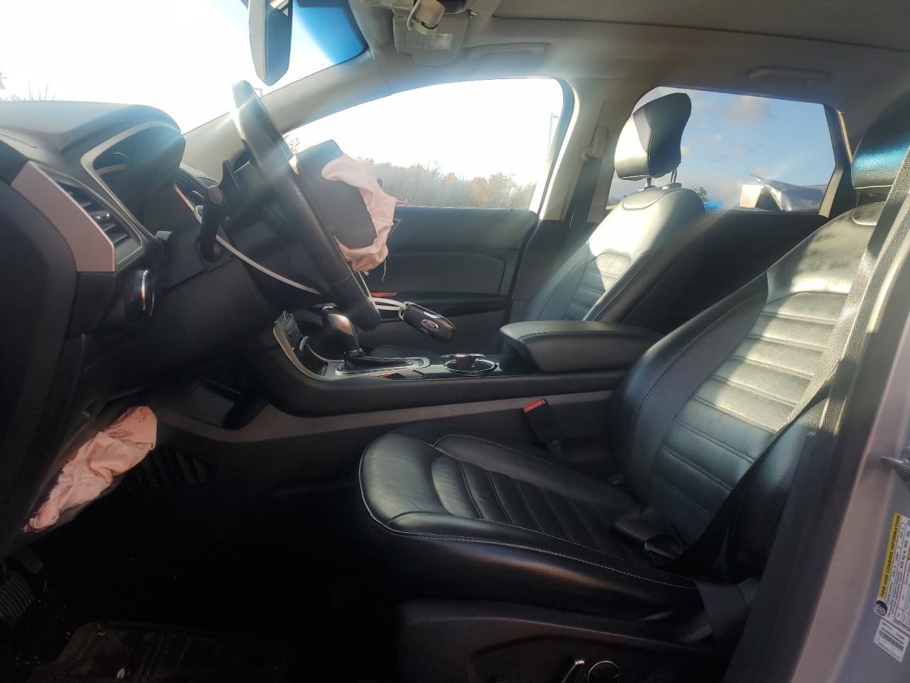 Vehicle/142194_07.jpg