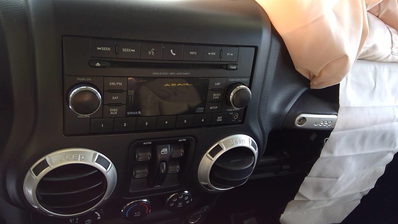 https://f005.backblazeb2.com/file/img-partshotlines-com/Inventory/NE228/Vehicle/142243_11.jpg