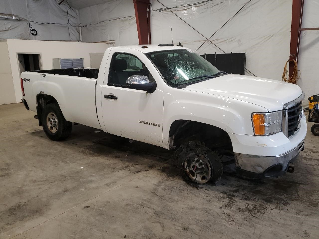 https://f005.backblazeb2.com/file/img-partshotlines-com/Inventory/NE228/Vehicle/142253_04.jpg