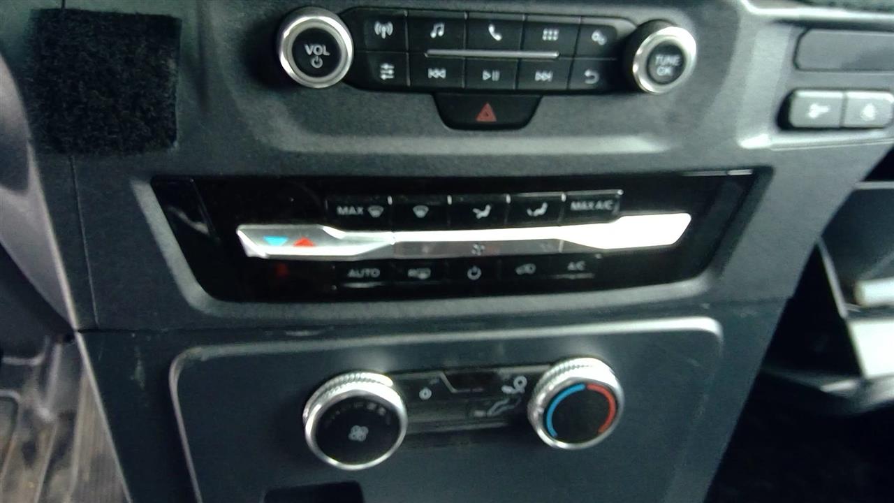https://f005.backblazeb2.com/file/img-partshotlines-com/Inventory/NE228/Vehicle/142291_04.jpg