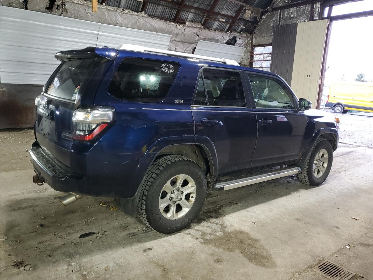 https://f005.backblazeb2.com/file/img-partshotlines-com/Inventory/NE228/Vehicle/142328_03.jpg