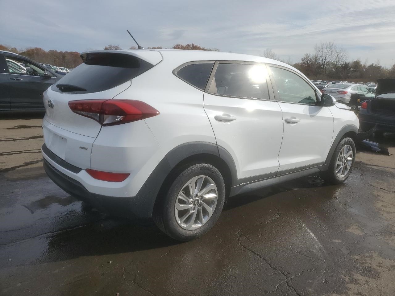 Vehicle/142385_03.jpg