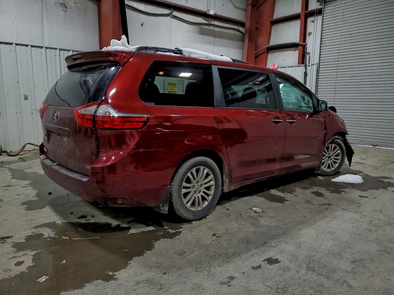 https://f005.backblazeb2.com/file/img-partshotlines-com/Inventory/NE228/Vehicle/142471_03.jpg
