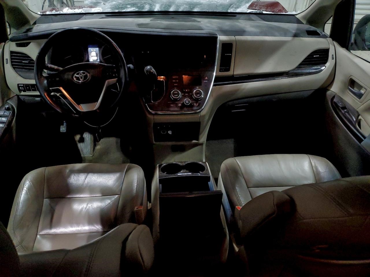 https://f005.backblazeb2.com/file/img-partshotlines-com/Inventory/NE228/Vehicle/142471_08.jpg