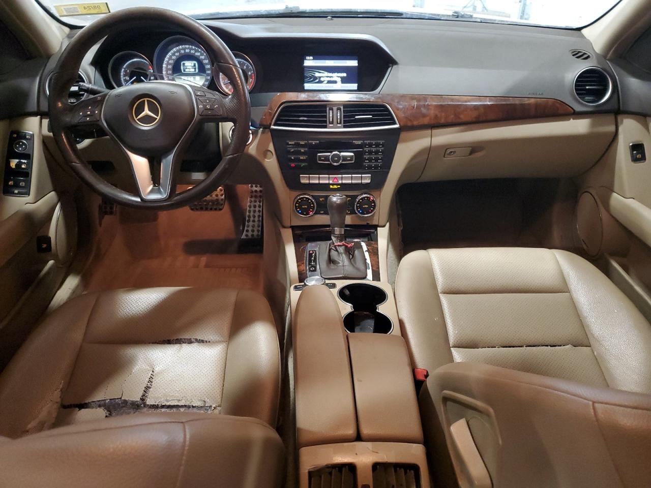 https://f005.backblazeb2.com/file/img-partshotlines-com/Inventory/NE228/Vehicle/142541_08.jpg